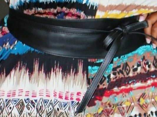 The Waist Cincher (Black)