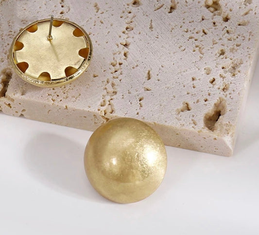 Nemah Earrings (Gold)